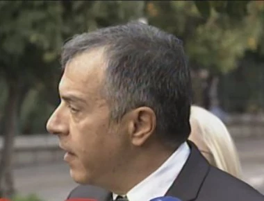 Θεοδωράκης: Η διγλωσσία της κυβέρνησης δεν βοηθάει στην λύση του Σκοπιανού